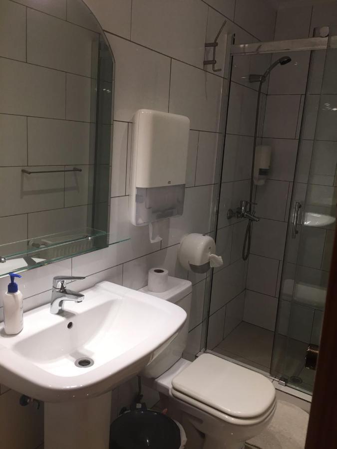 Hostal Balmaceda Punta Arenas Eksteriør bilde