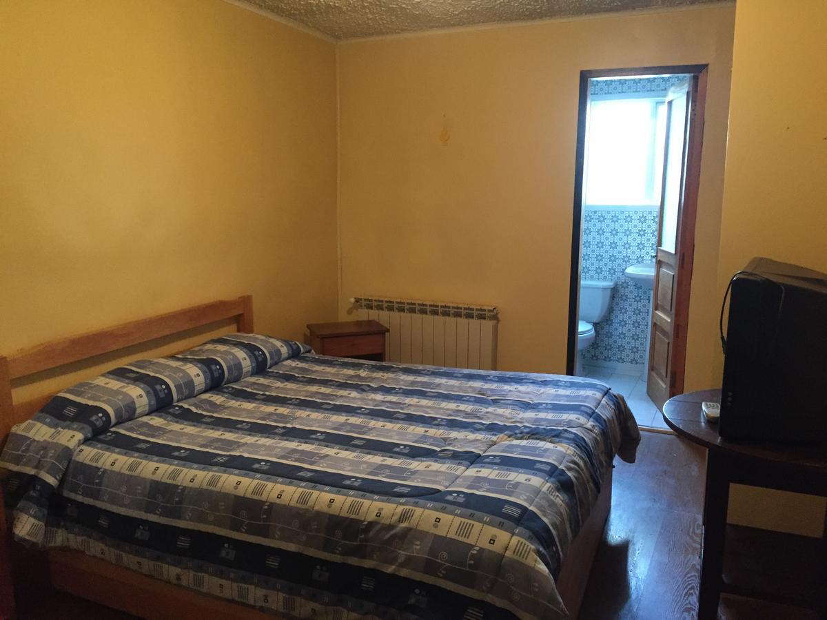 Hostal Balmaceda Punta Arenas Eksteriør bilde
