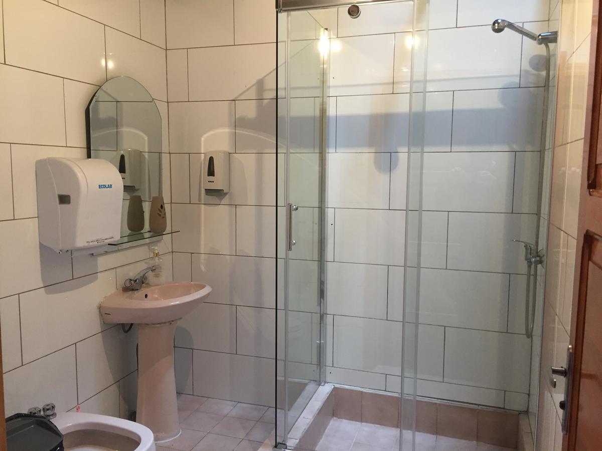 Hostal Balmaceda Punta Arenas Eksteriør bilde